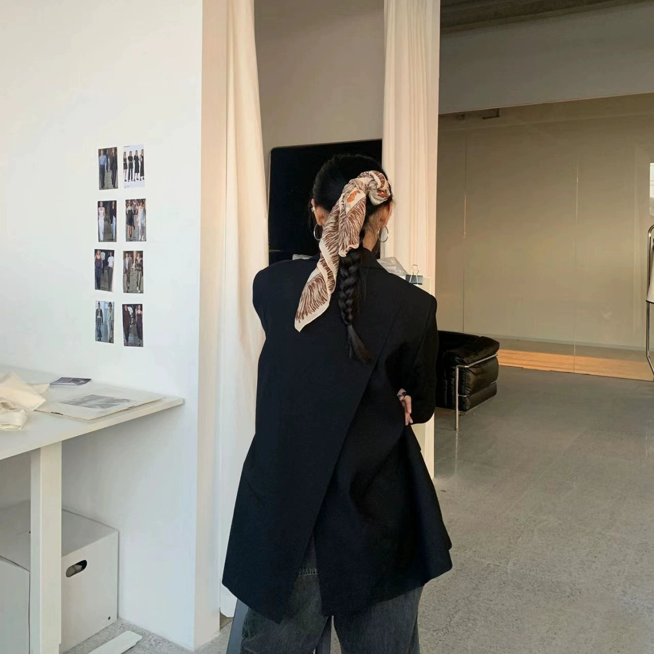 開きスリットデザインブラックジャケット(CZ193)