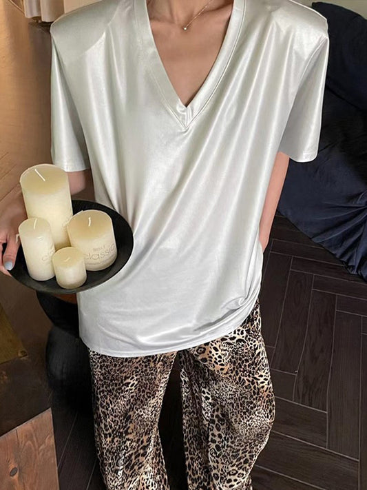 MVネック垂れ艶ショルダーパッド半袖Tシャツ（AVN020）