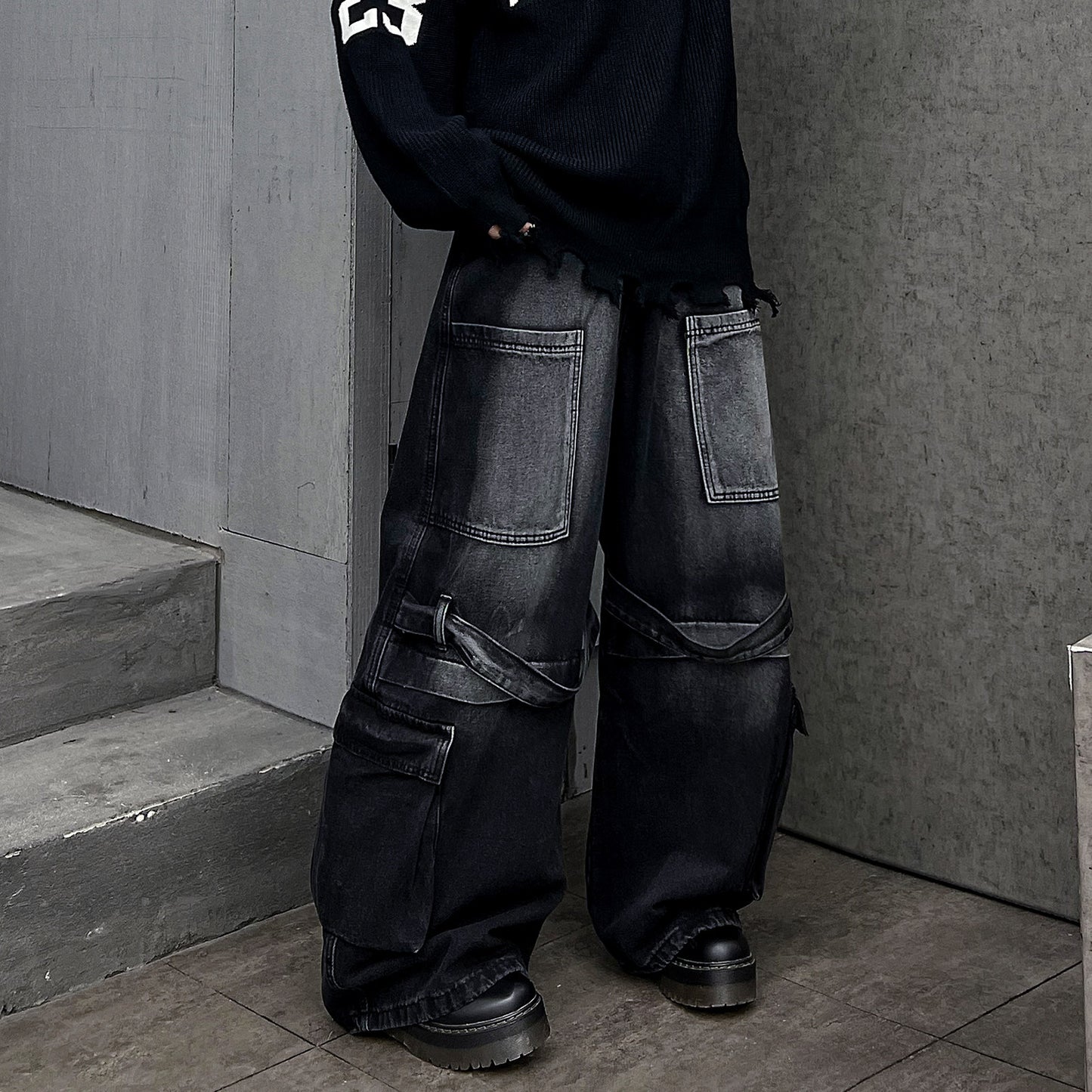 Mヴィンテージ懐旧ブラックワイドデニム（AVN013）