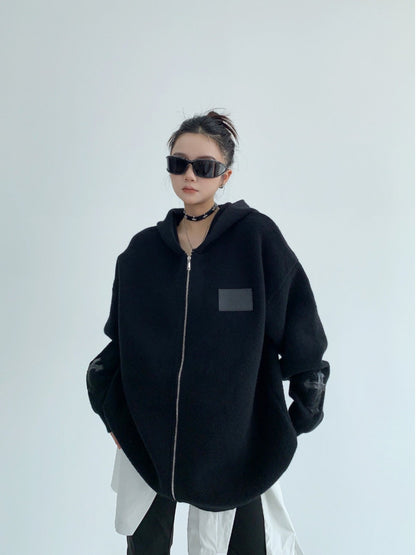 刺繍パッチ付き オーバーサイズ ニットフーディ外套（AVN059）