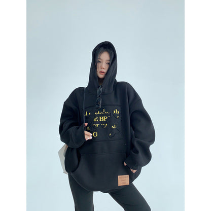 貼布・ダメージ刺繍 裏起毛 オーバーサイズ フーディ（AVN063）