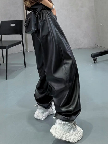 ブラック裏起毛ワイドPUレザーパンツ（AVN015）