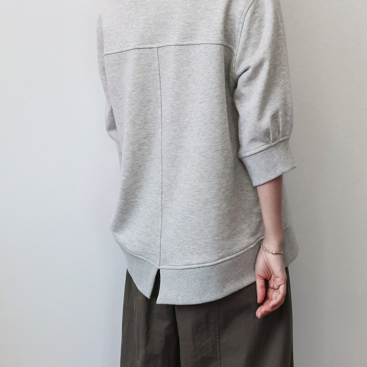 7分袖バックスリットゆるスウェットトップス(HU941)