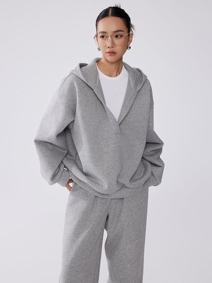 Vネックフーディ＋ジョガーパンツ（別売り）（AVN037）