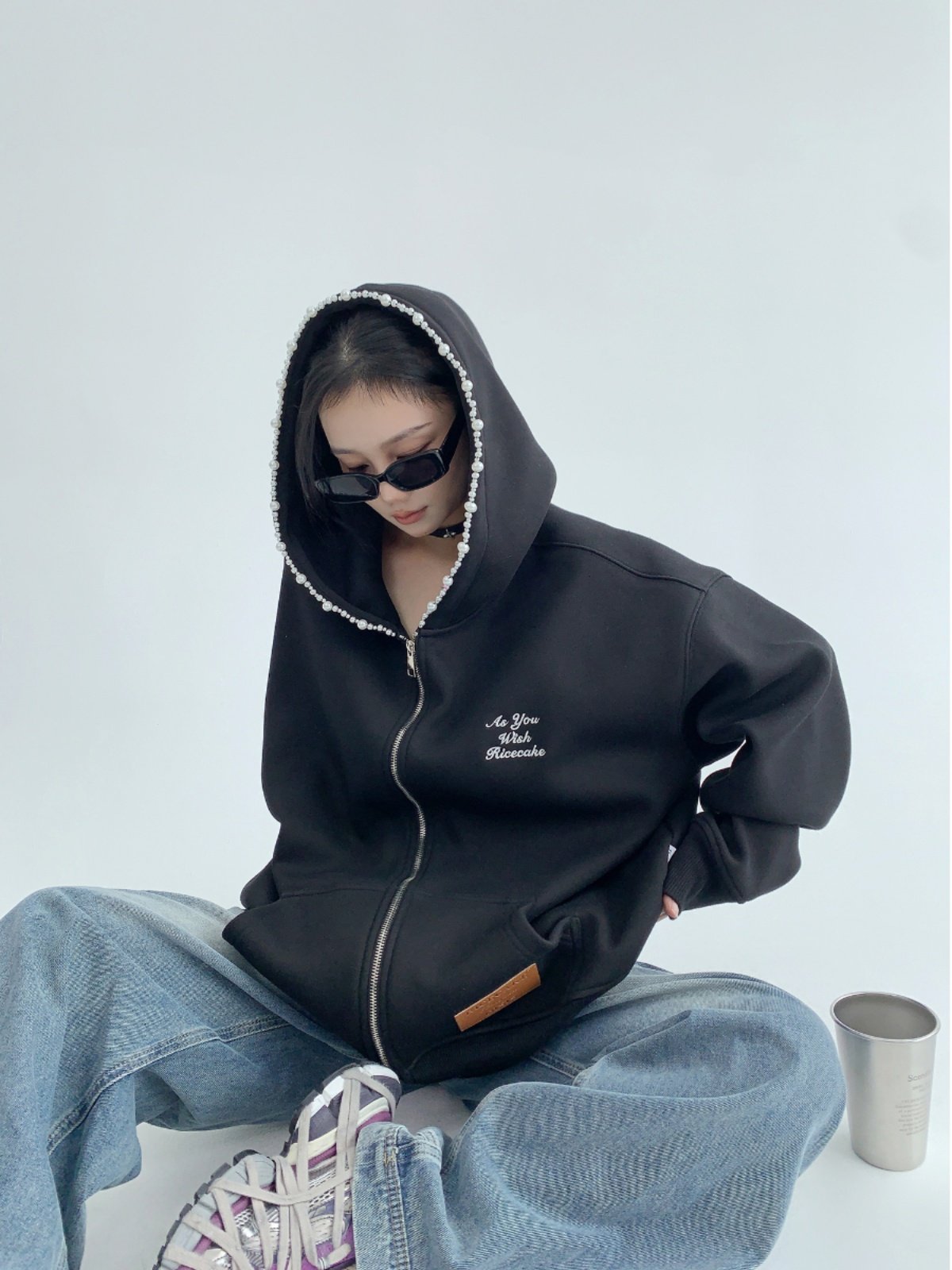 帽縁ビーズ付き 裏起毛 オーバーサイズ フーディ（AVN064）