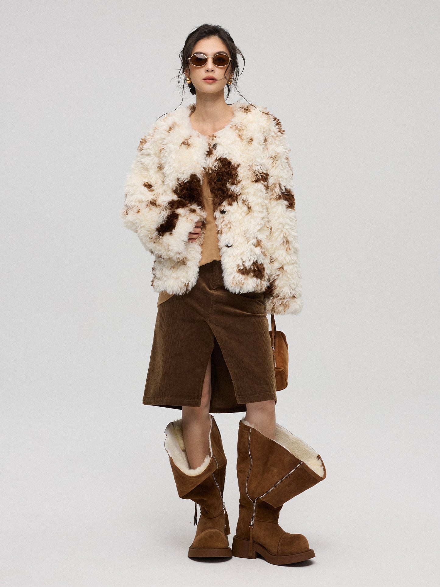 ミルクブラウン短丈アウター＋マフラー（AVN023）