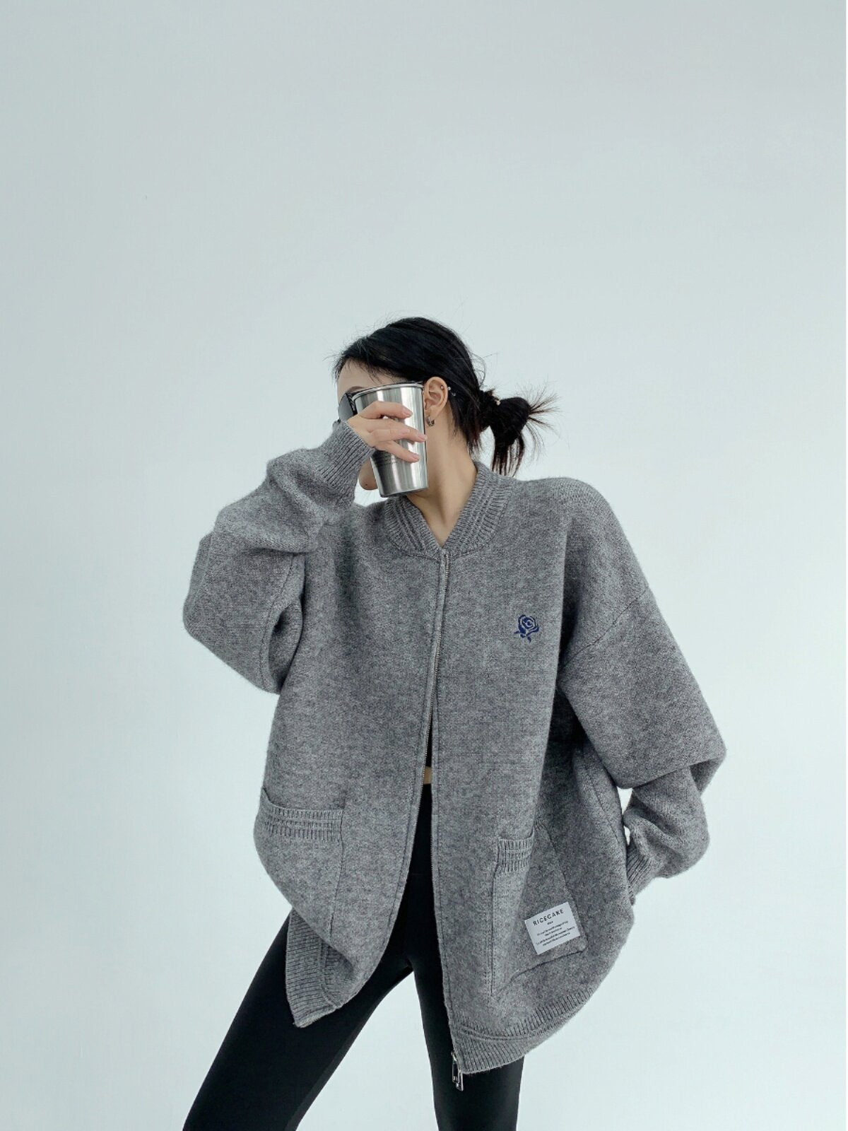 重厚刺繍ニットカーディガン（オーバーサイズ）（AVN053）