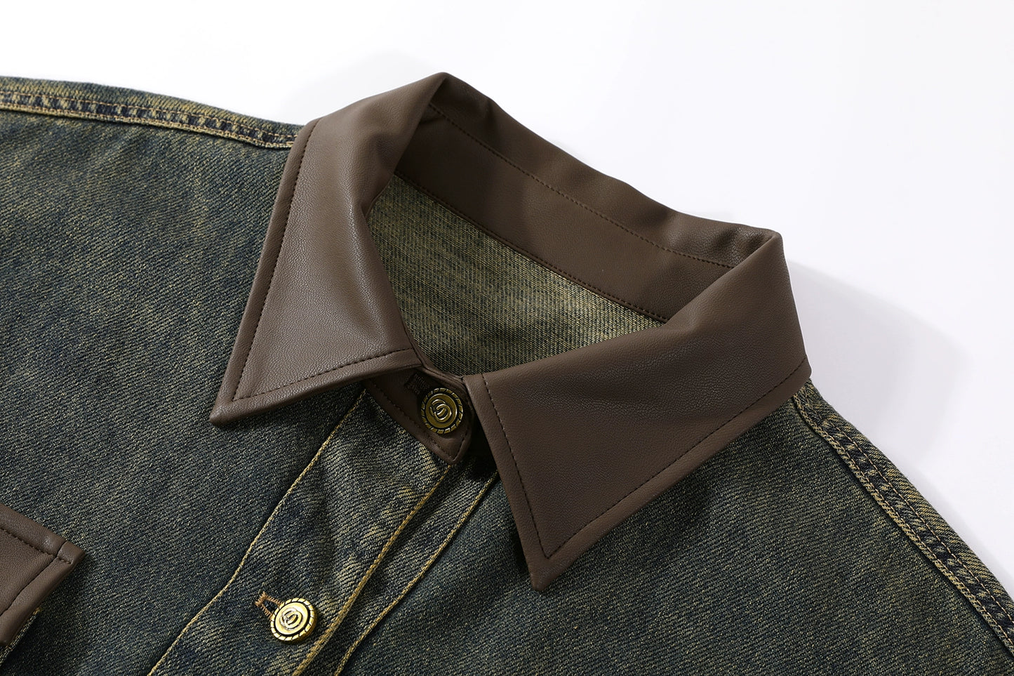 レトロデニムショートジャケット｜レザーパッチ切替アウター(CZ356)