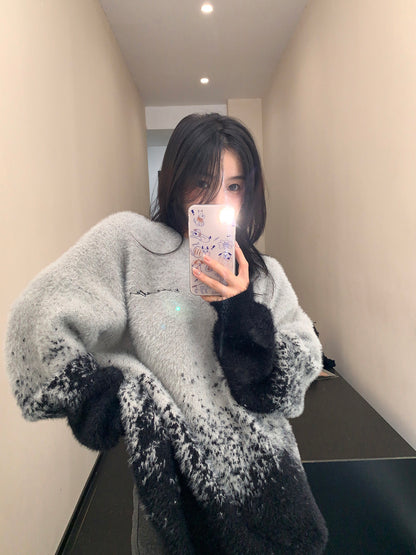 廃柴 冬用 ソフトグラデーション 起毛オーバーサイズニット（AVN044）